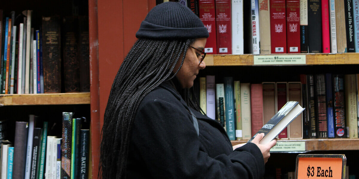 The Power of Visual Storytelling: Why Authors Should Consider Video Trailers for Their Books